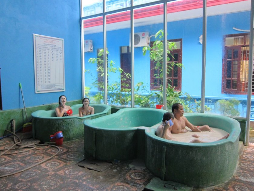 bùn khoáng nóng thanh lâm